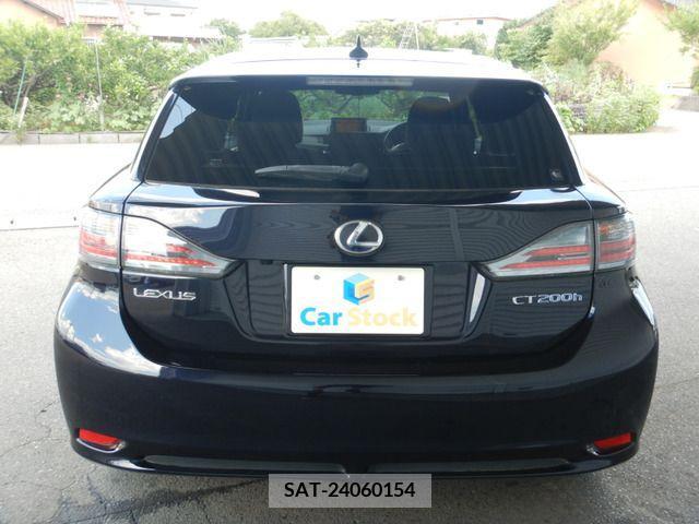 Lexus CT 2011-10 362715-2