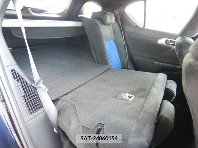 Lexus CT 2011-10 362715-18
