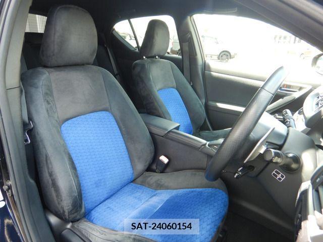 Lexus CT 2011-10 362715-14