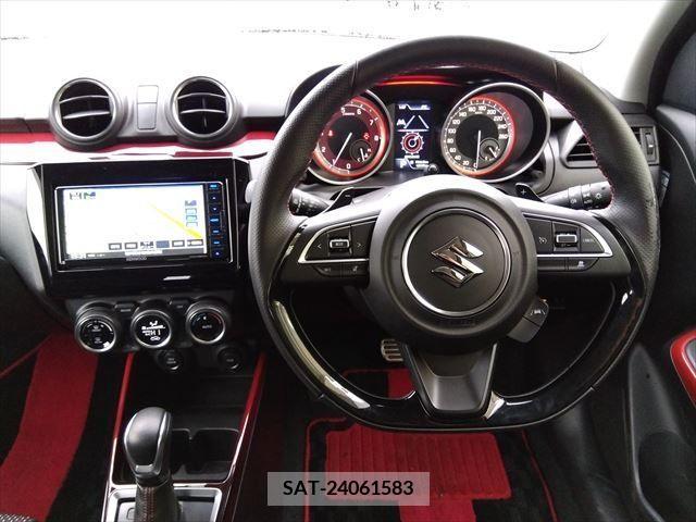Suzuki SWIFT 2018-11 208743-1
