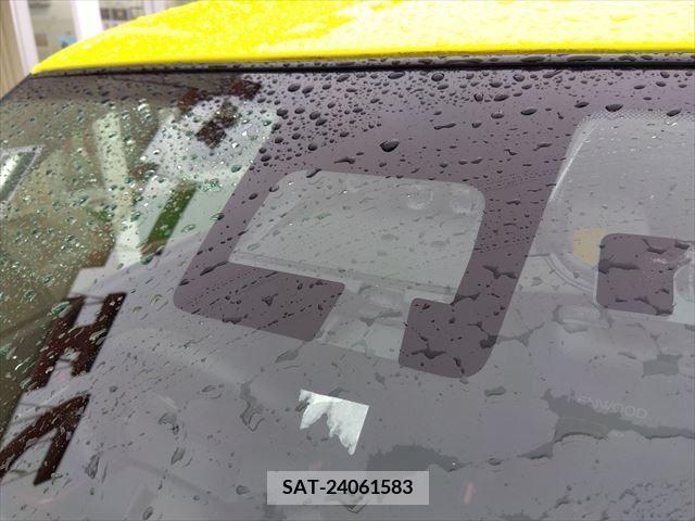 Suzuki SWIFT 2018-11 208743-7