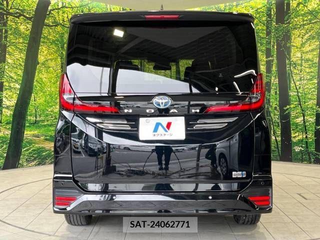 Toyota NOAH HYBRID 2023-01 336610-15