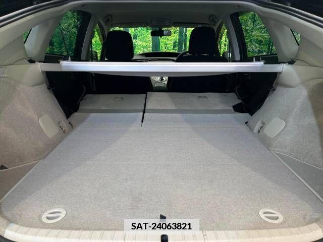 Toyota PRIUS 2013-06 350610-10