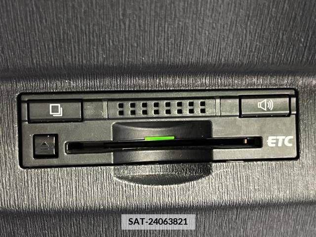 Toyota PRIUS 2013-06 350610-5