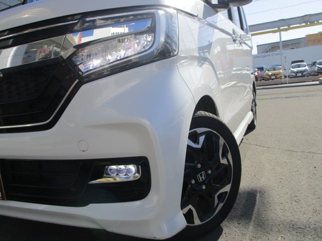 Honda N BOX CUSTOM 2018-06 181539-17