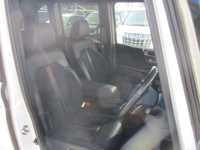 Honda N BOX CUSTOM 2018-06 181539-14