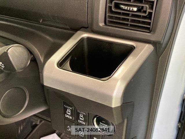 Daihatsu WAKE 2016-11 203872-17