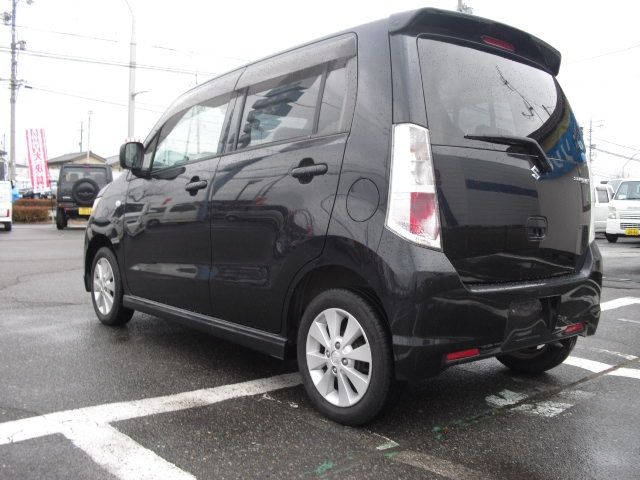 Suzuki WAGON R 2011-09 1825-6