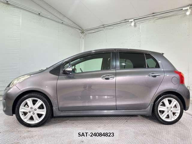 Toyota VITZ 2010-07 229250-11