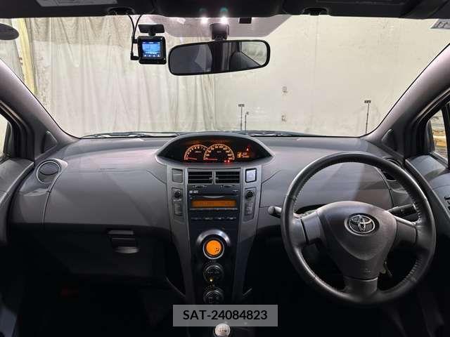 Toyota VITZ 2010-07 229250-17