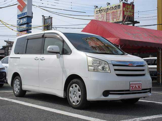 Toyota NOAH 2009-06 2052-19