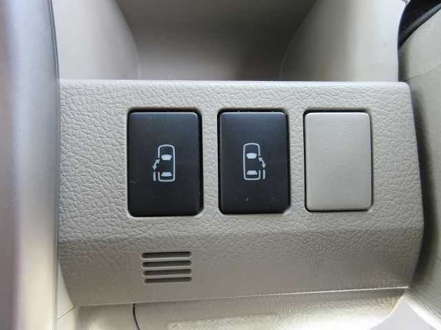Toyota NOAH 2009-06 2052-8
