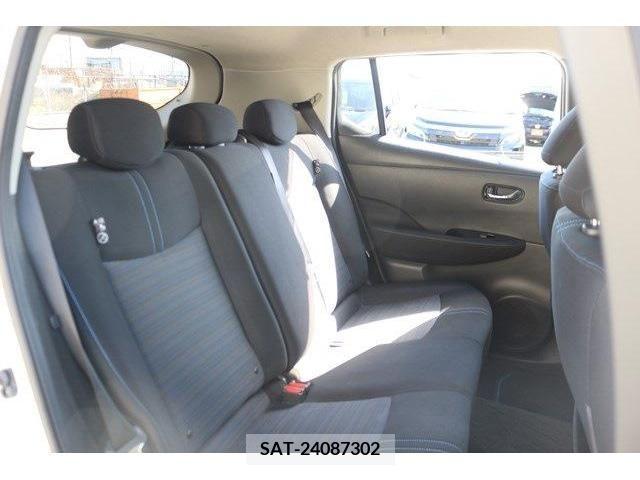 Nissan LEAF 2018-02 219620-13