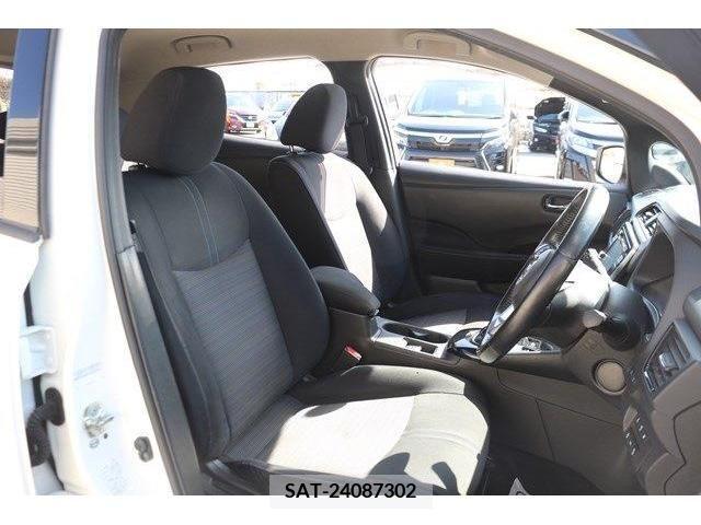 Nissan LEAF 2018-02 219620-12