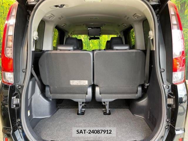 Toyota ESQUIRE 2014-12 337893-11