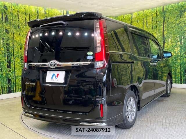 Toyota ESQUIRE 2014-12 337893-18