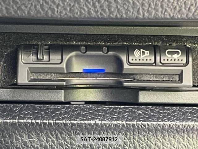 Toyota ESQUIRE 2014-12 337893-7