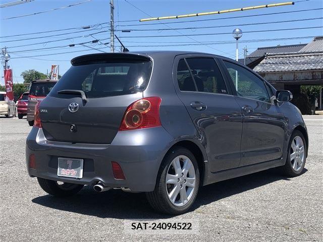 Toyota VITZ 2008-06 327087-4