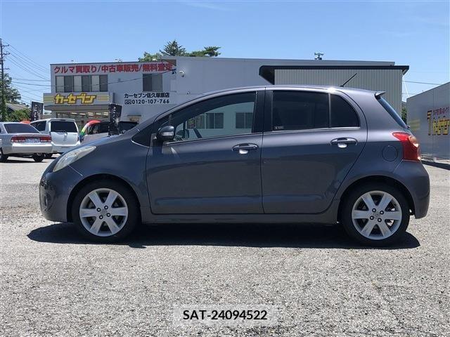Toyota VITZ 2008-06 327087-7