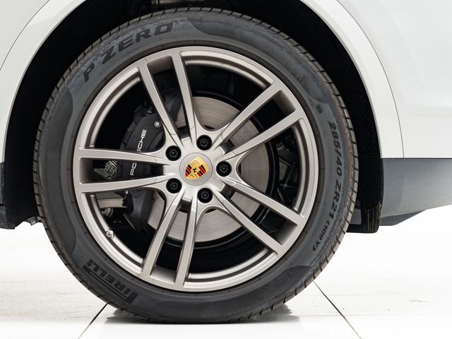 Porsche CAYENNE 2020-03 15830-1