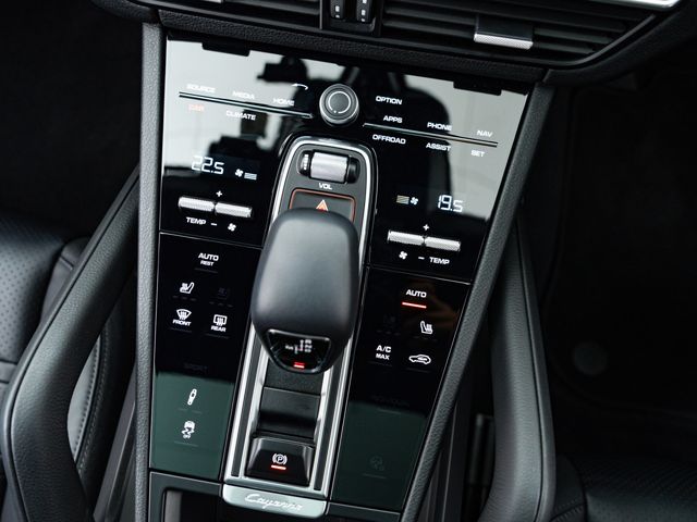 Porsche CAYENNE 2020-03 15830-19