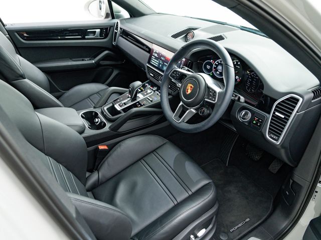 Porsche CAYENNE 2020-03 15830-16