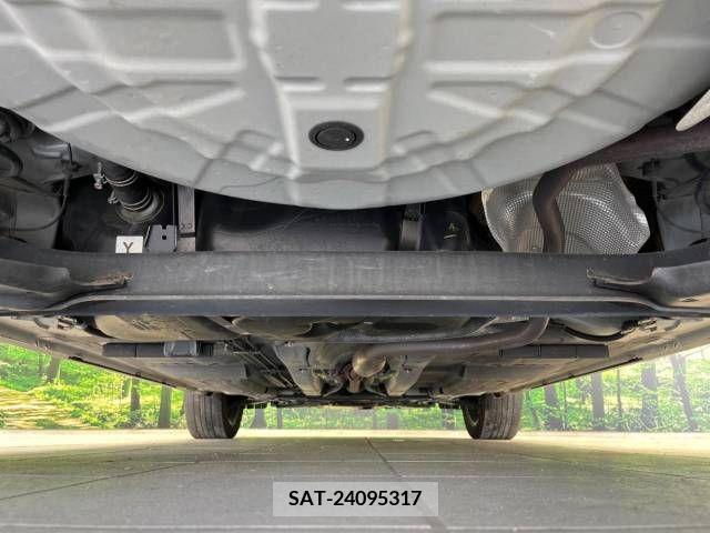 Nissan KICKS 2021-07 347511-19