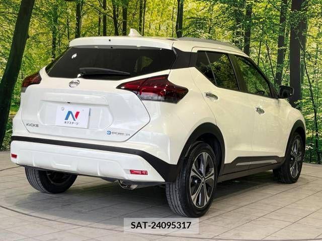 Nissan KICKS 2021-07 347511-17