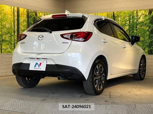 Mazda DEMIO 2018-09 296570-17