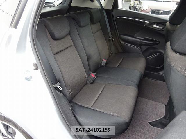 Honda FIT HYBRID 2017-03 325559-13