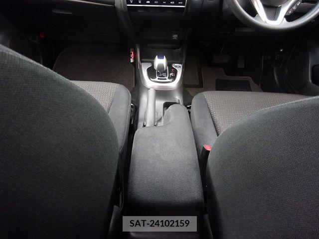 Honda FIT HYBRID 2017-03 325559-17