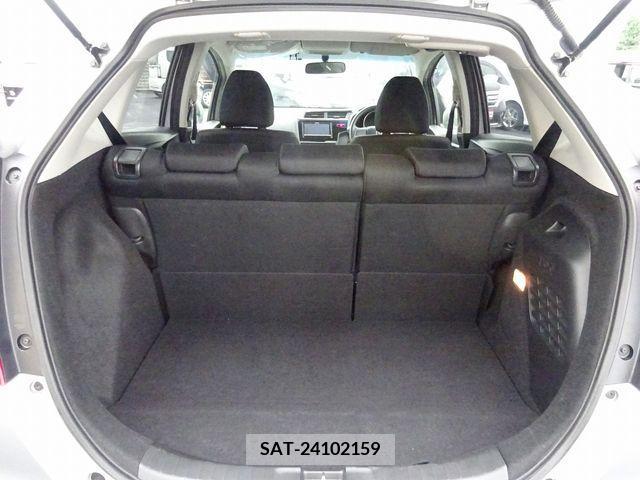 Honda FIT HYBRID 2017-03 325559-14