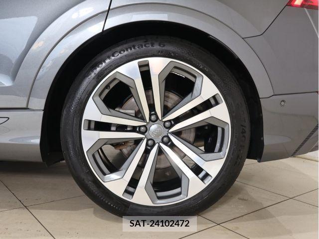 Audi Q8 2019-09 389464-29