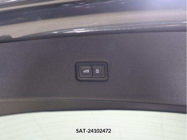 Audi Q8 2019-09 389464-25