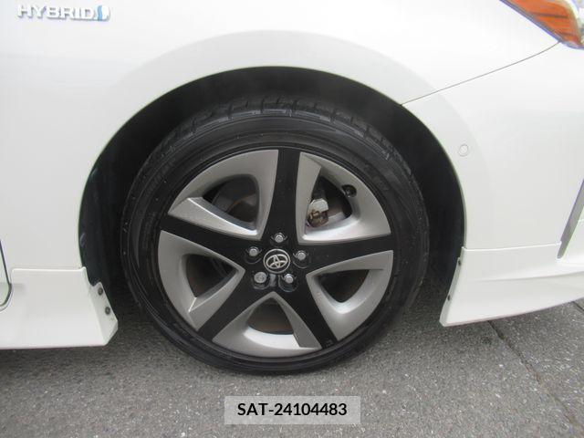 Toyota PRIUS 2019-06 338924-13