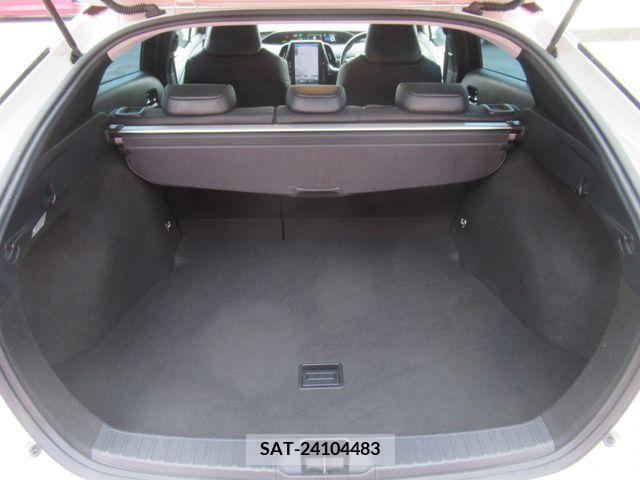 Toyota PRIUS 2019-06 338924-8