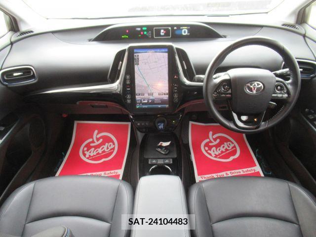Toyota PRIUS 2019-06 338924-1