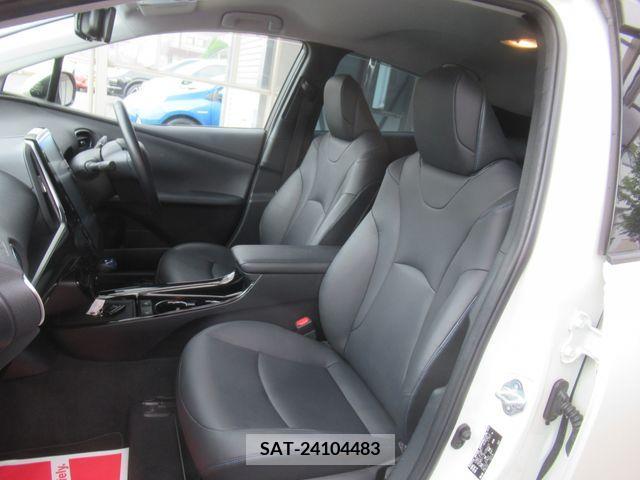 Toyota PRIUS 2019-06 338924-6