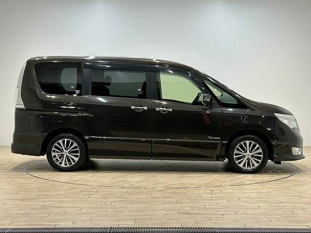 Nissan SERENA 2015-01 24026-15
