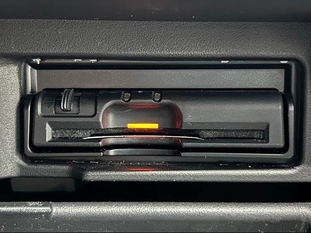 Nissan SERENA 2015-01 24026-7
