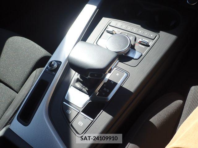 Audi A4 2017-09 389432-18