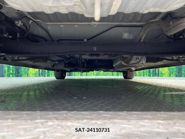 Honda N BOX CUSTOM 2019-05 278939-19