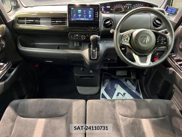 Honda N BOX CUSTOM 2019-05 278939-1