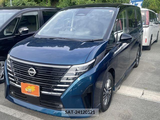 Nissan SERENA 2023-06 367635-1