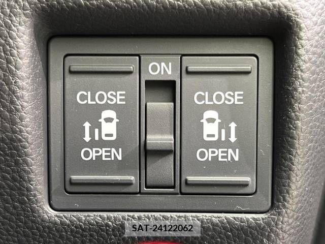 Honda N BOX CUSTOM 2018-01 234034-3