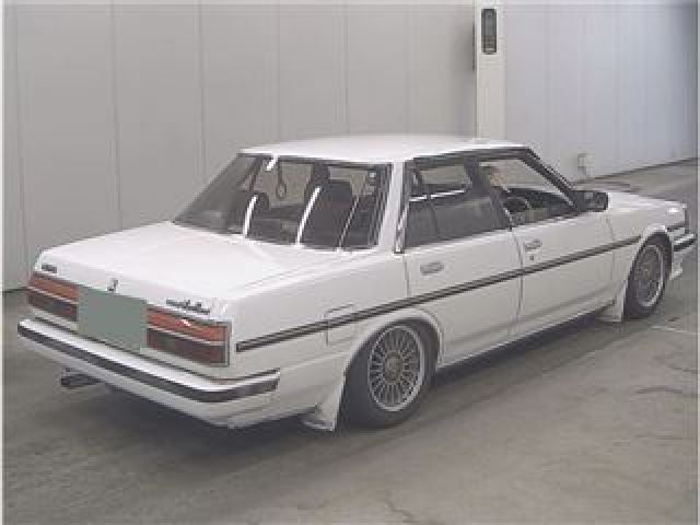 Toyota CRESTA 1987-12 332-2