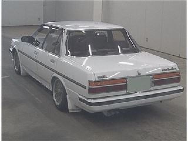 Toyota CRESTA 1987-12 332-3