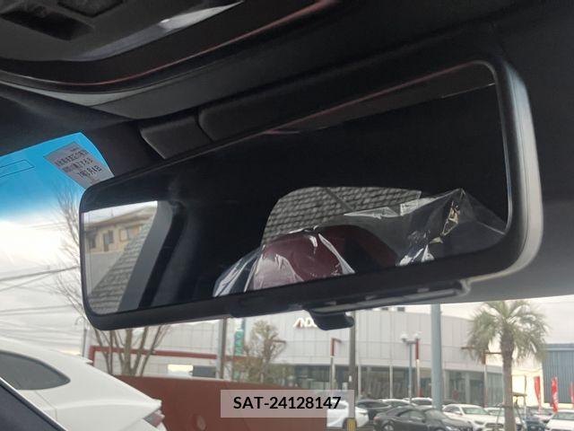 Lexus LS 2018-01 222188-13