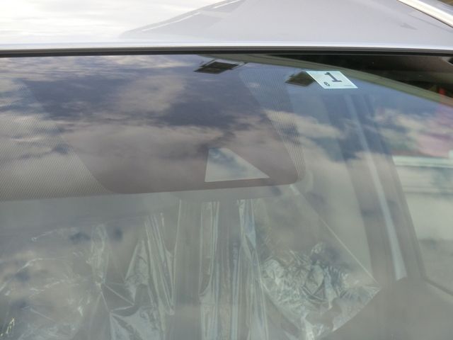 Nissan NOTE 2019-01 6409-11