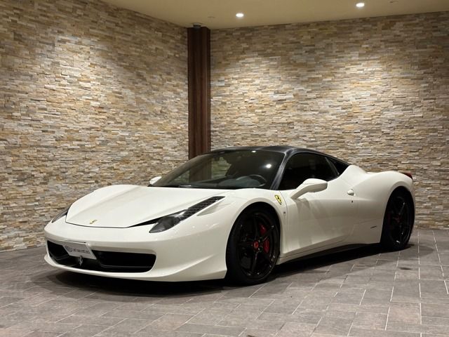 Ferrari 458 Italia 2010-11 186386-0